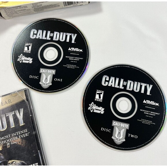 Call of Duty PC 2003 Small Box Edition 2 Discs, Manual, Case & Box PC GAME - Picture 8 of 14